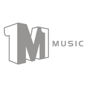 操大奶美女国产
